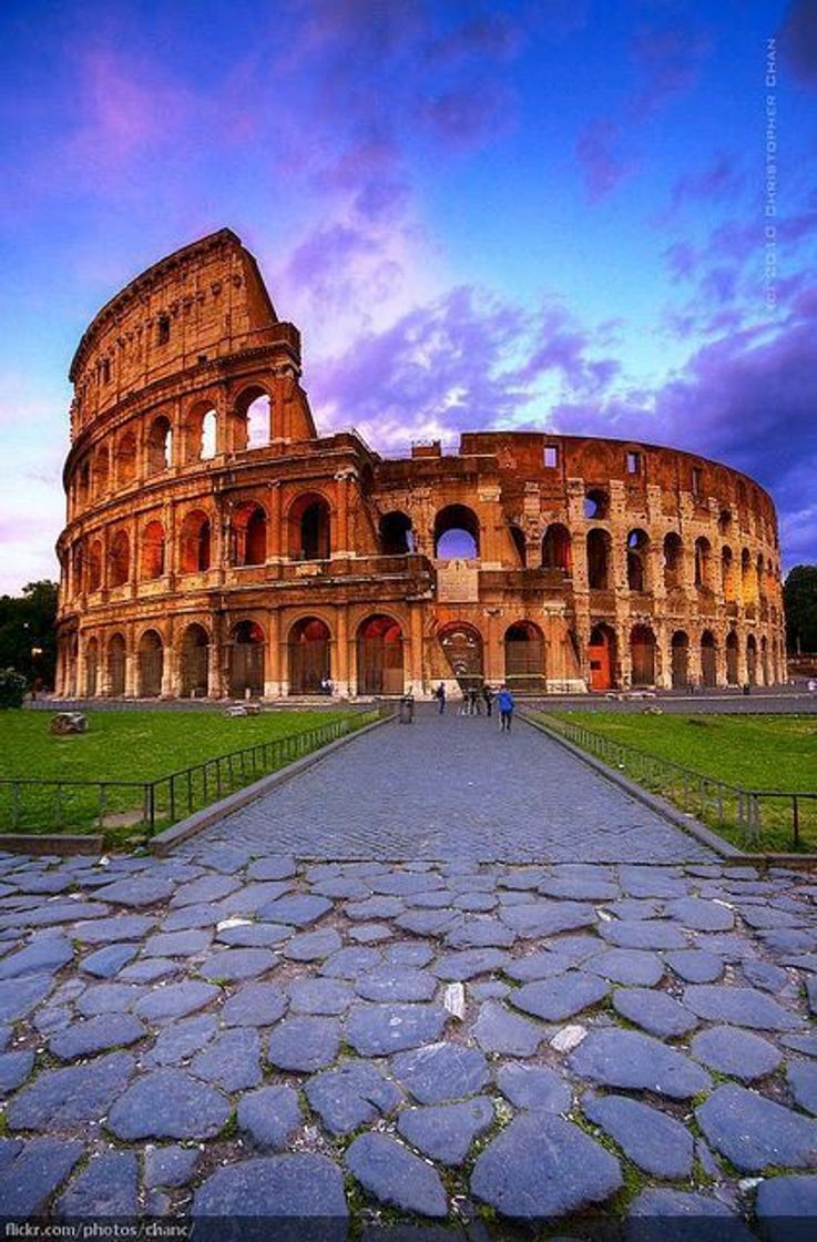 Place coliseo romano