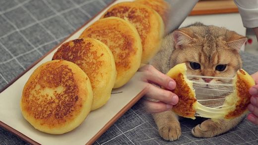 Pancakes de papa con queso.