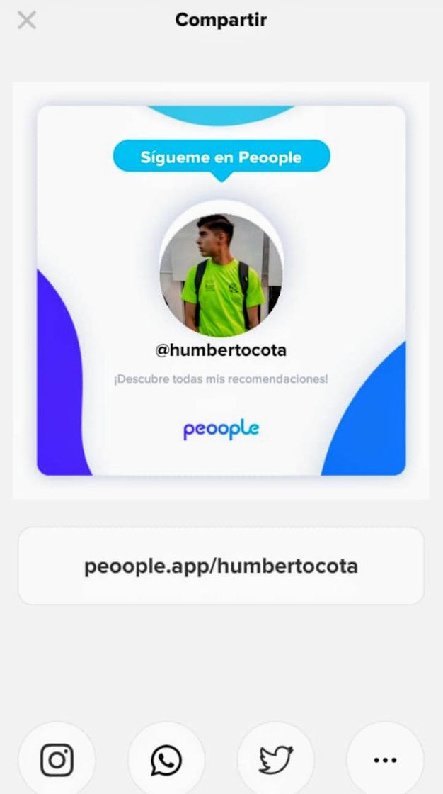 Social Síguelo--> @HumbertoCota ✓