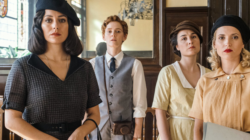 Fashion Cable Girls/ Las chicas del cable