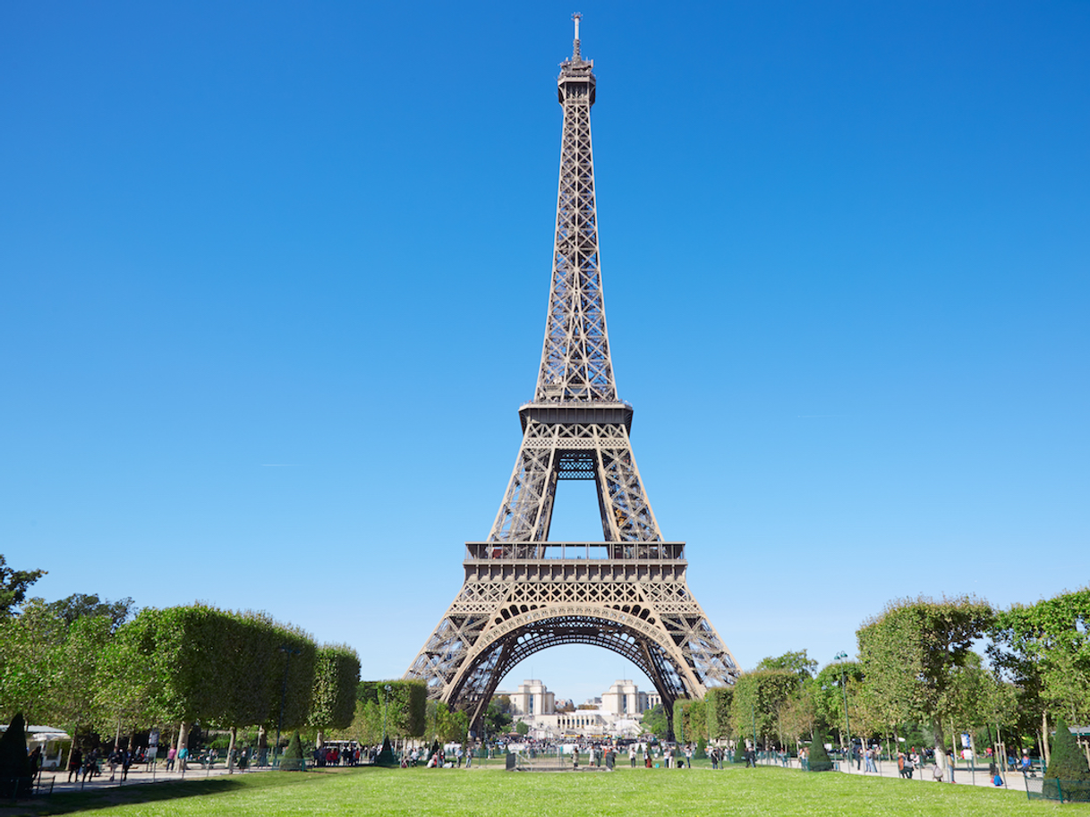 Place Torre Eiffel