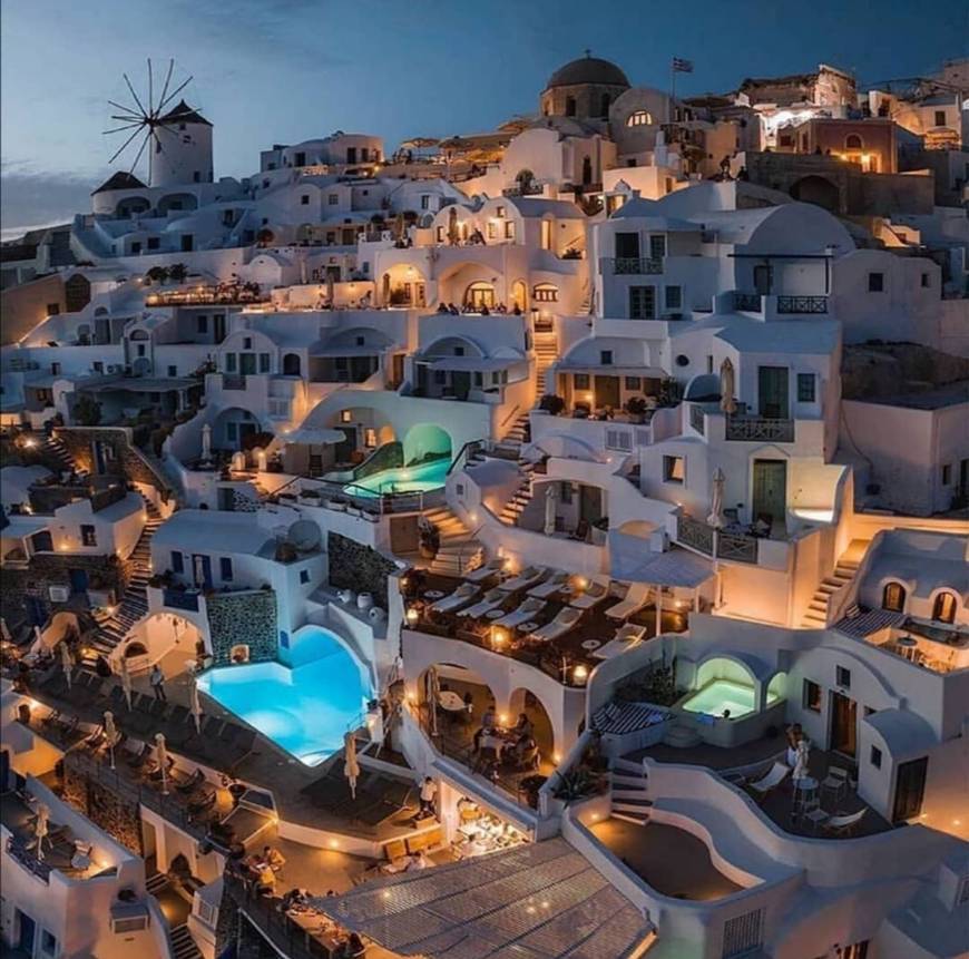 Social Vive la aventura en Santorini. ❤️