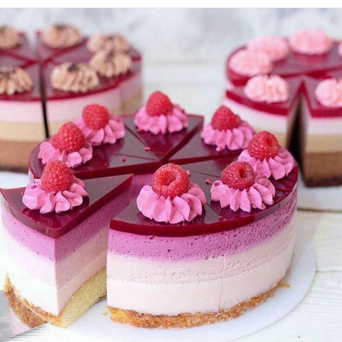 •pink cake•