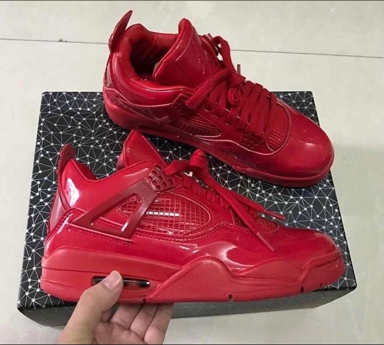 Social Jordan Retro