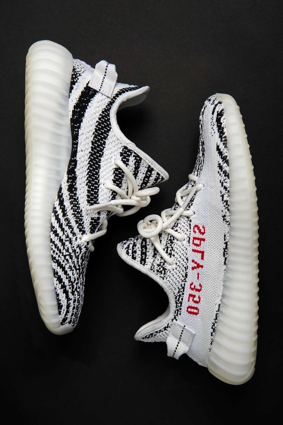 Fashion Yeezy Boost 350 V2 Zebra