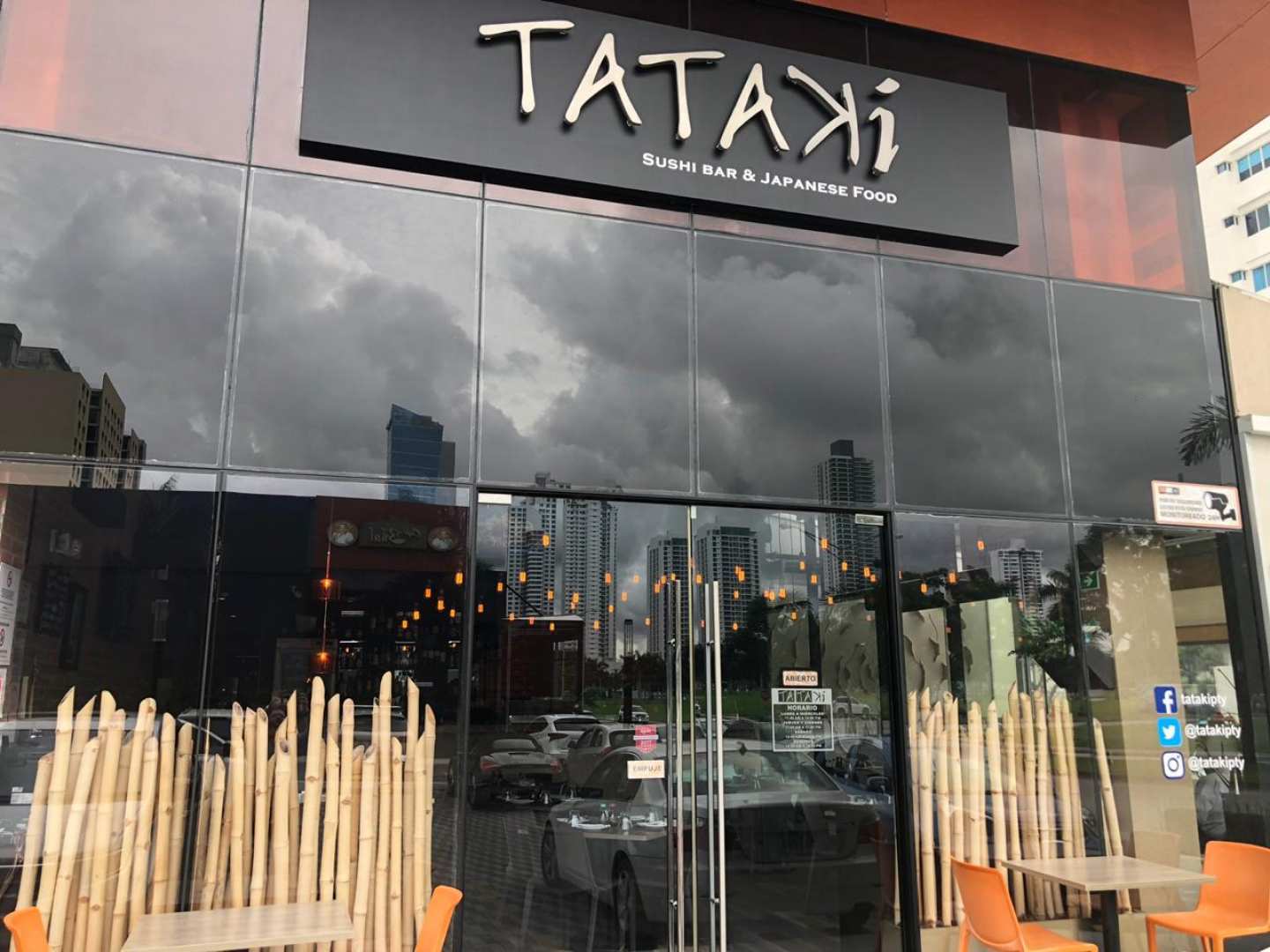 Restaurants Tataki Costa del Este