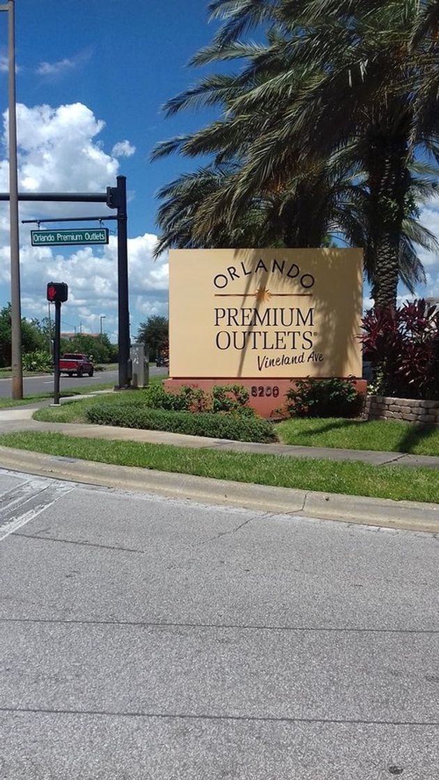 Place Orlando Premium Outlets