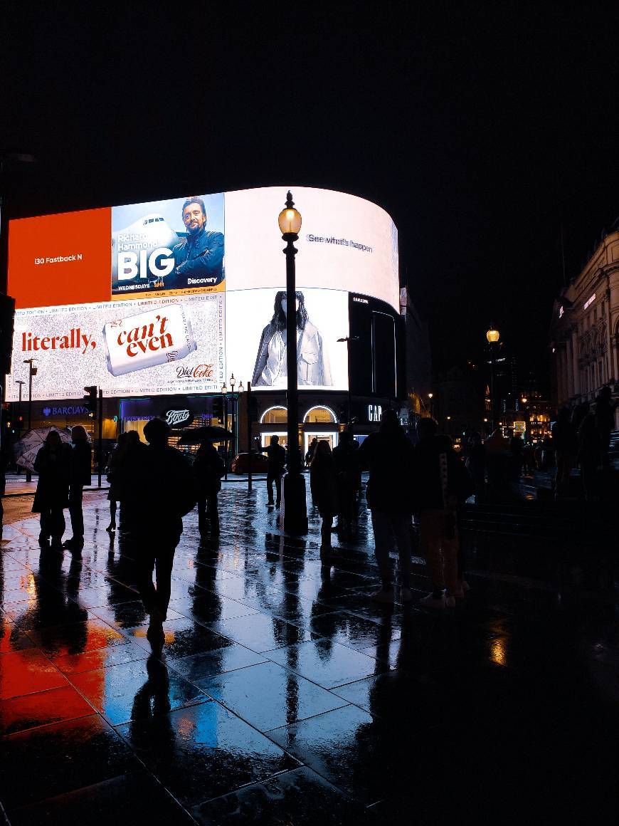 Lugar Piccadilly Circus