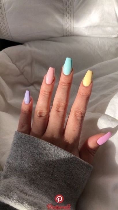 Fashion pastel nails 💛