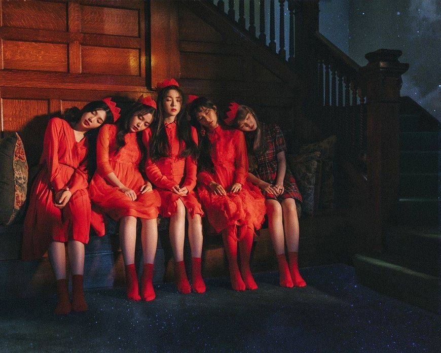 Canción Red Velvet "Peek-A-Boo"