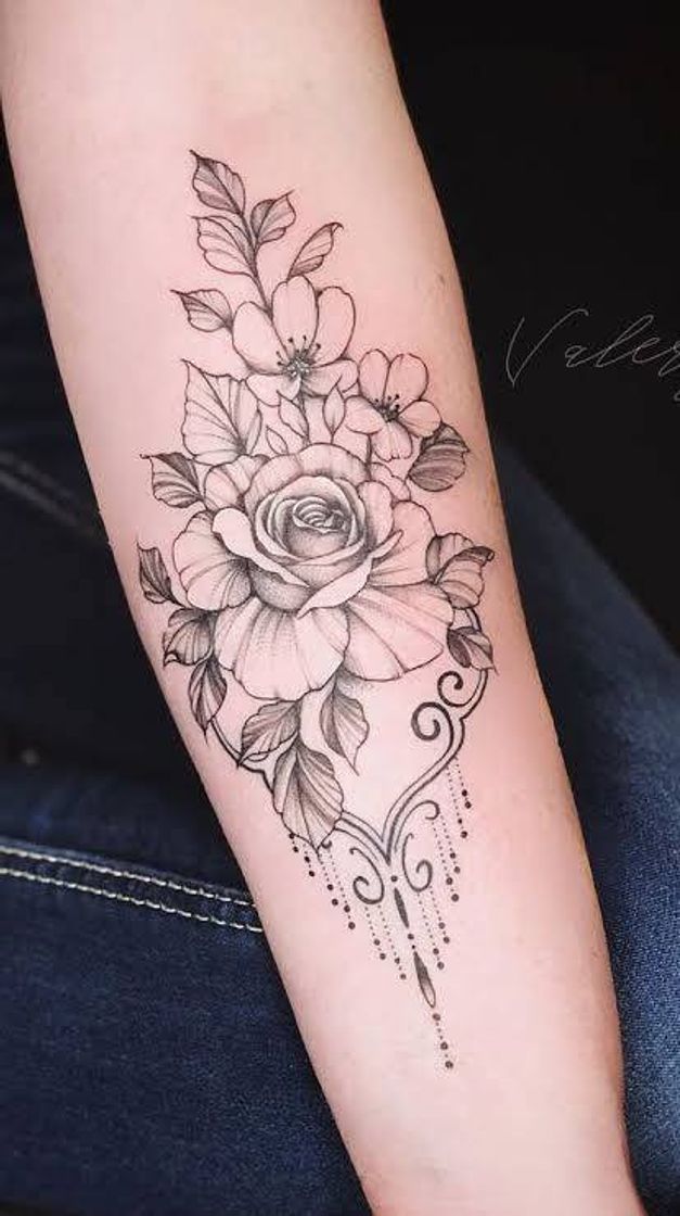 Moda Tatuagem de rosas 🌹