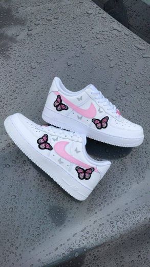 Pink butterfly Forces💫