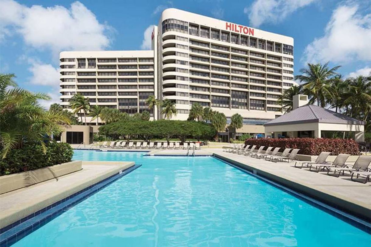 Lugar Hilton Miami Airport Blue Lagoon