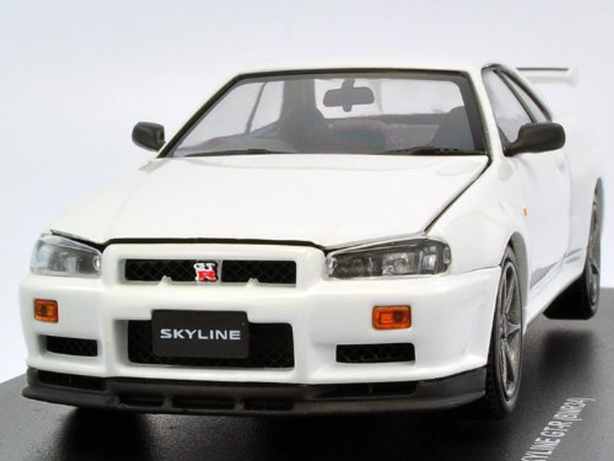 Place Skyline GT-R