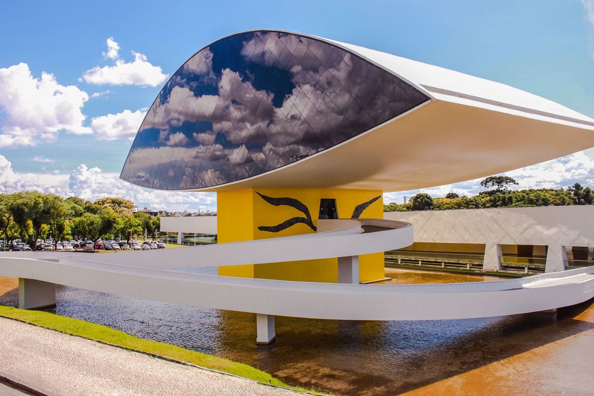 Place Museu Oscar Niemeyer