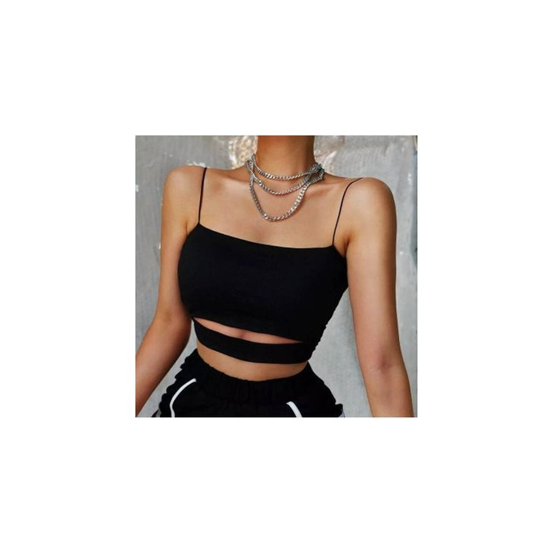 Producto Cropped preto com detalhe na barriga