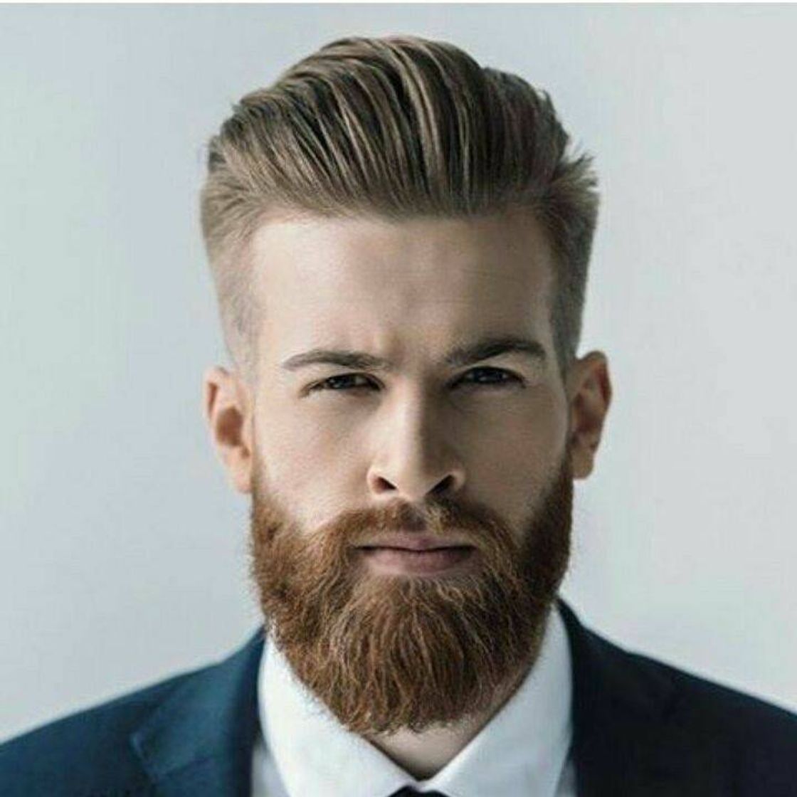 Fashion Moda, barba e estilo masculino 