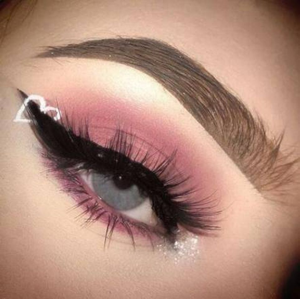 Moda Makeup