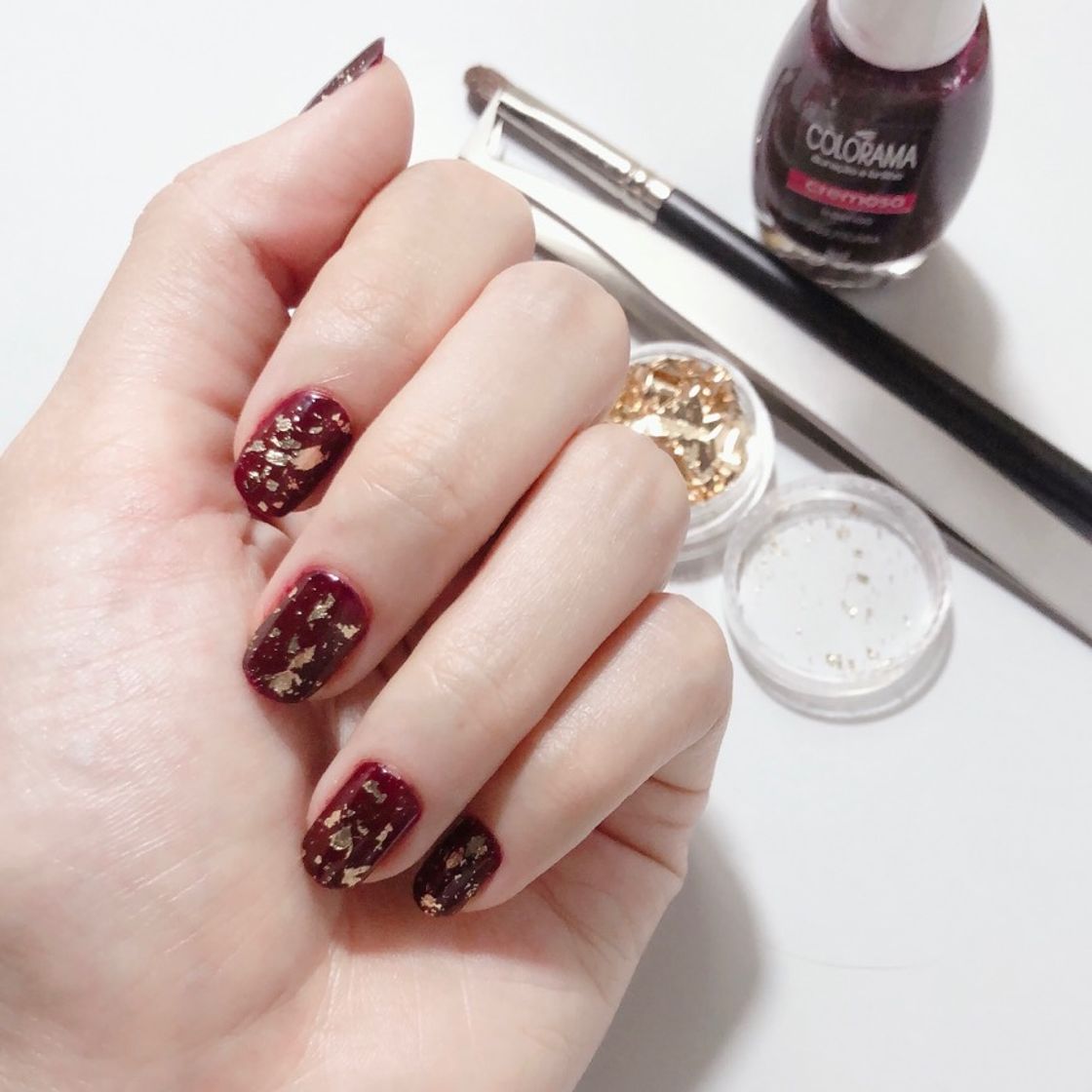 Fashion Esmalte da Colorama Jabuticaba e folhas de ouro 💛