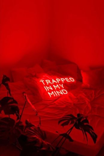 Trapped in my mind 