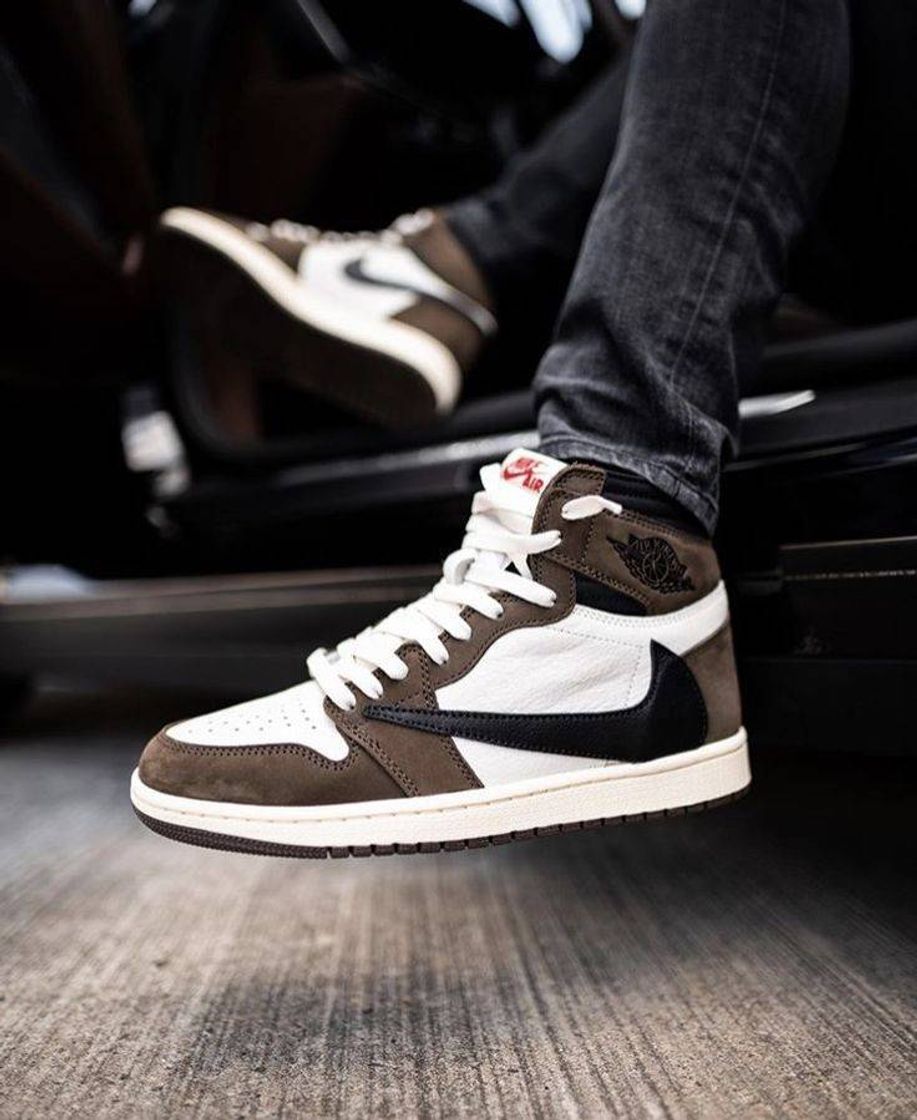 Moda Air Jordan 1 travis scott