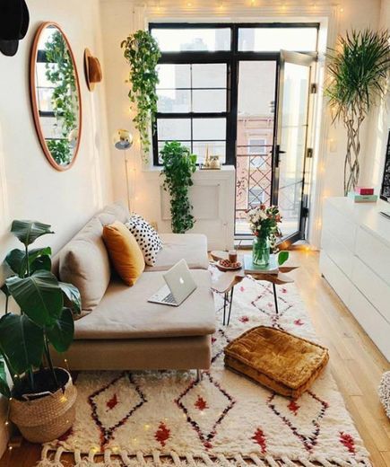 The Plant-Filled Brooklyn Apartment of Viktoria Dahlberg — THE ...