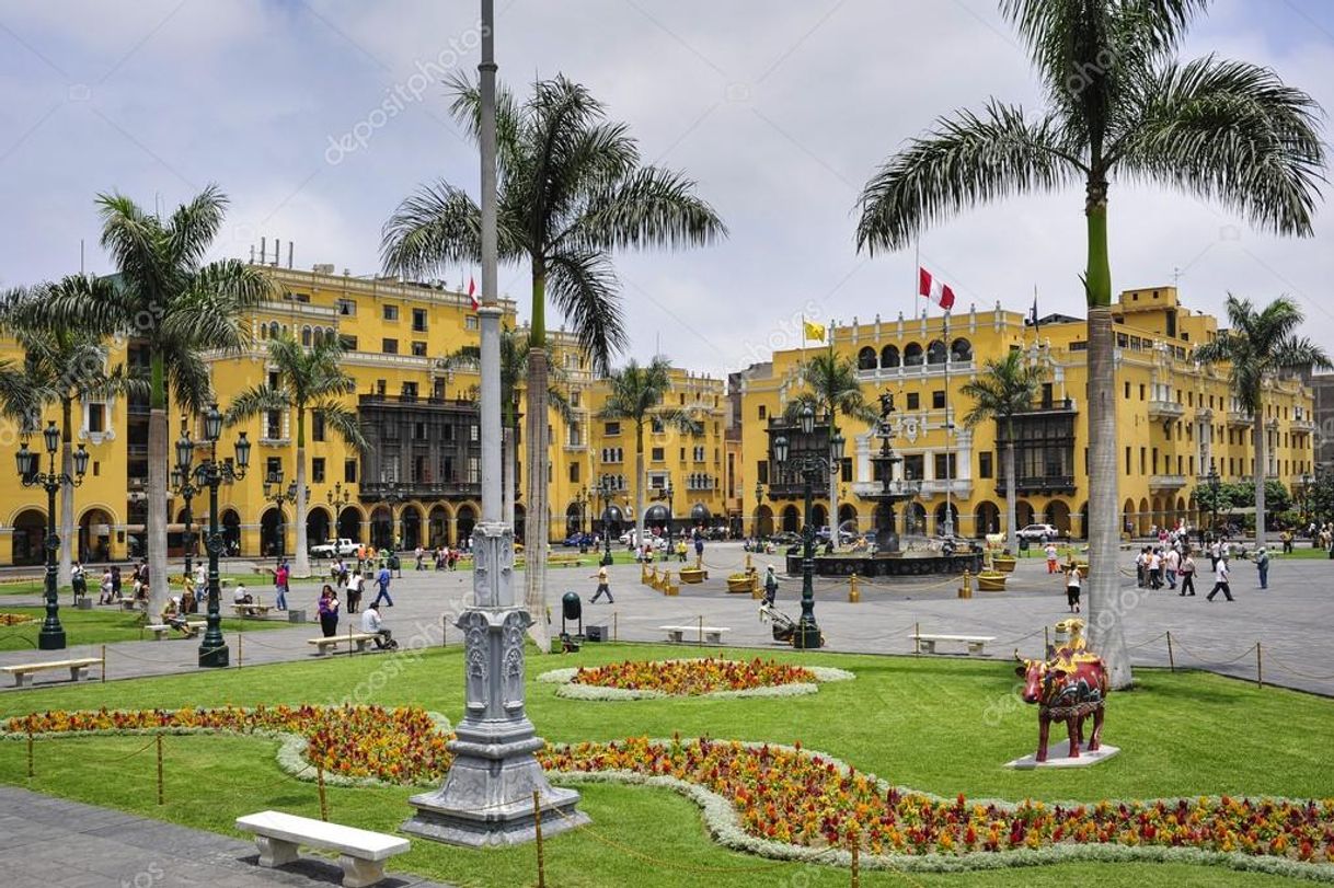 Lugar Plaza de Armas de Lima