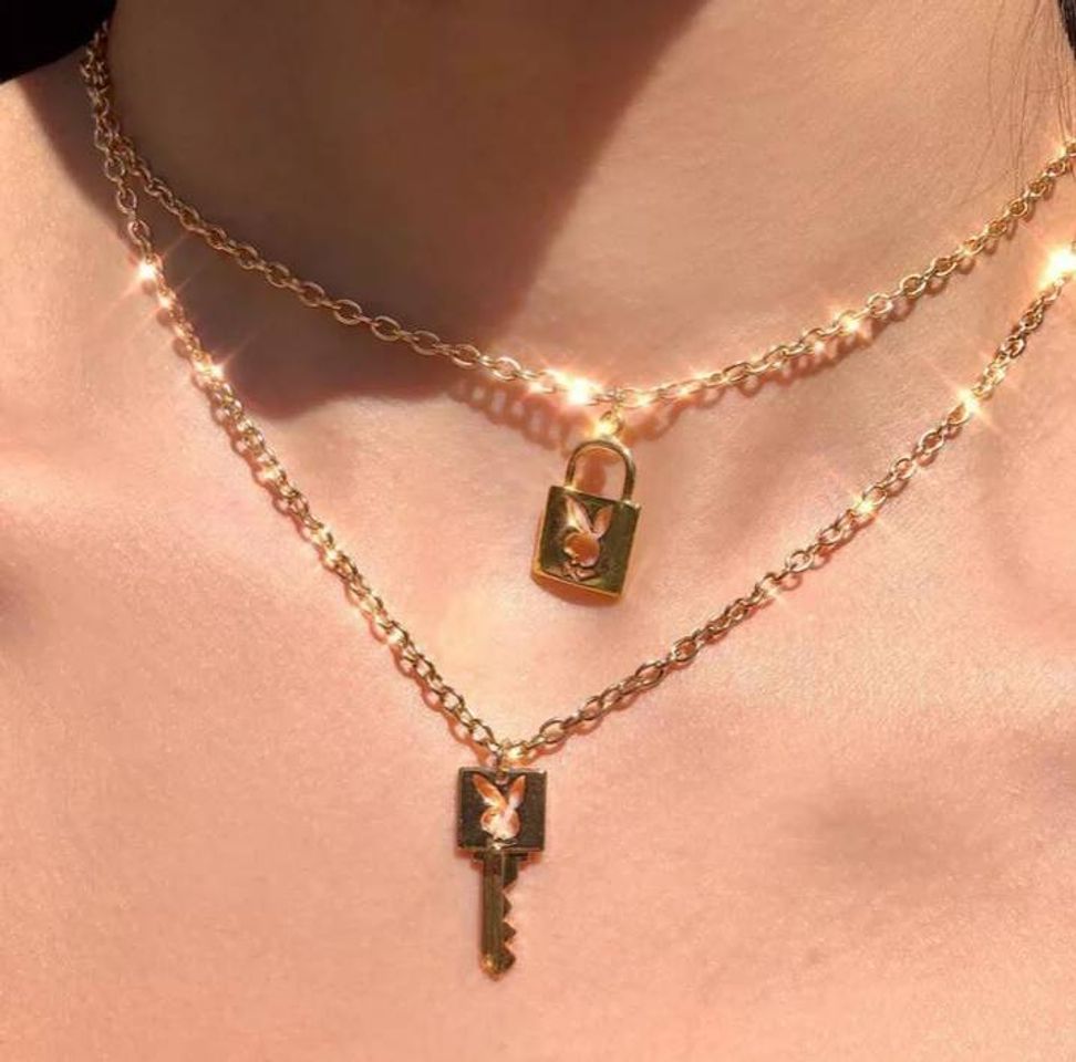 Social Play boy chain