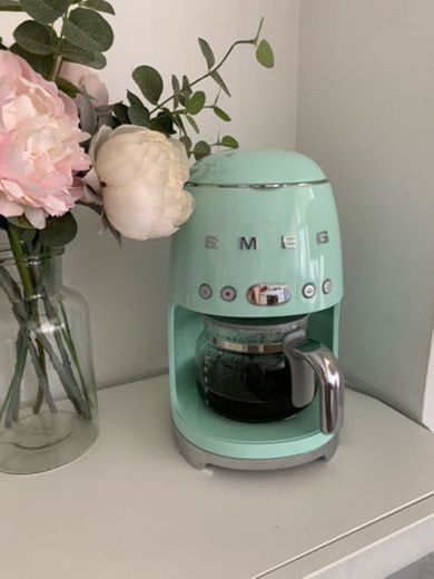 Cafetera color menta de SMEG