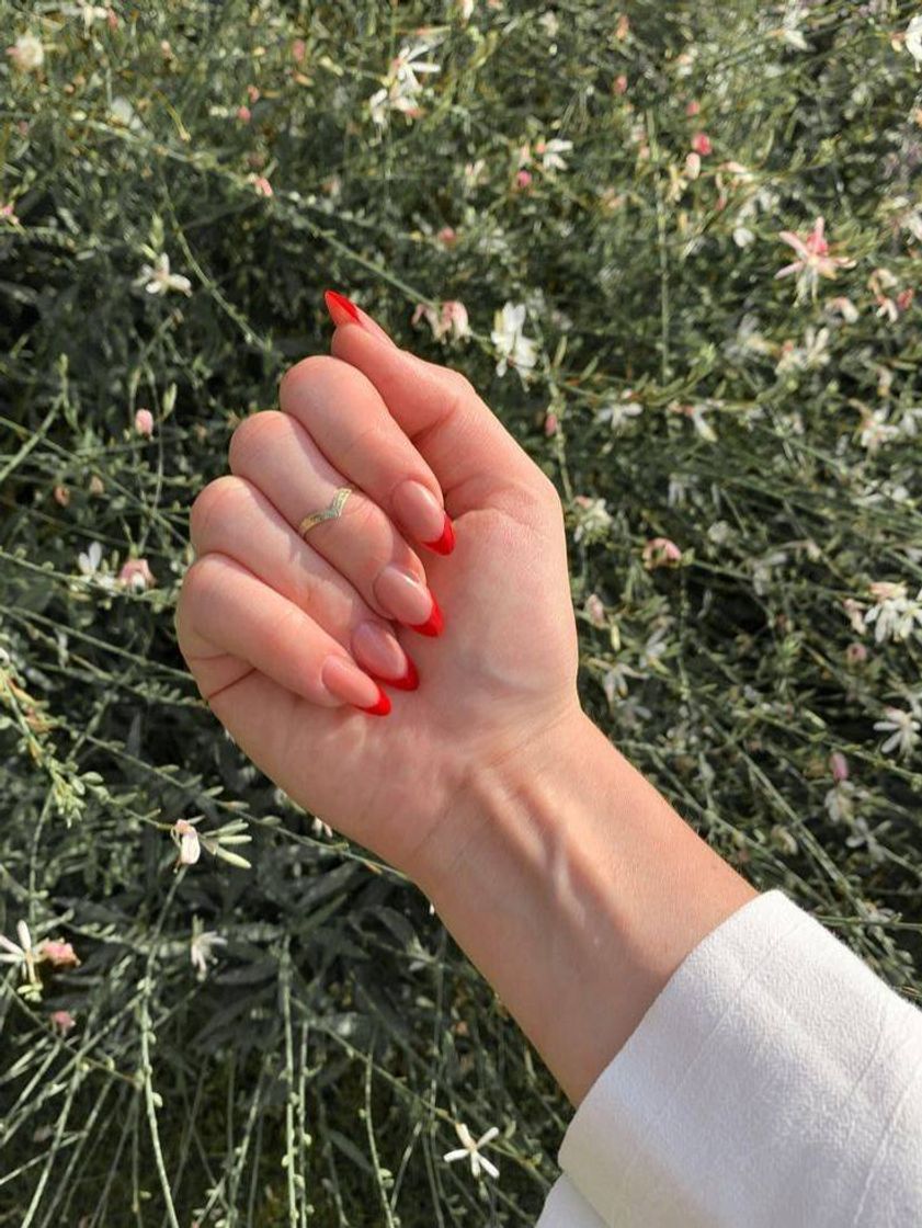 Fashion Red Nails 