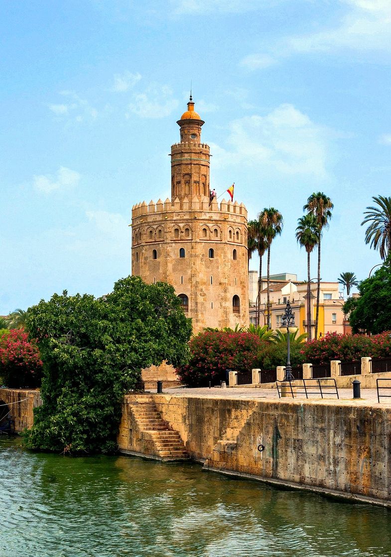 Place Torre del Oro