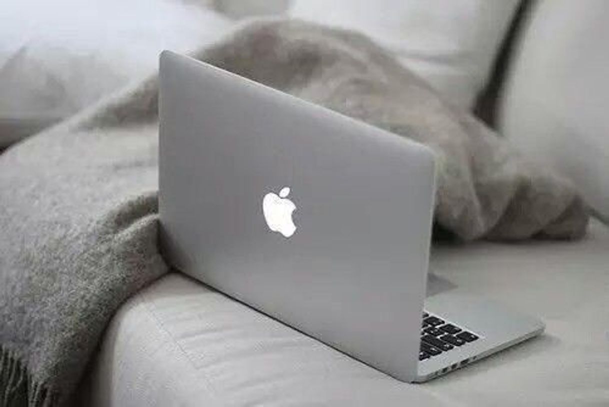 Social Apple MacBook Air