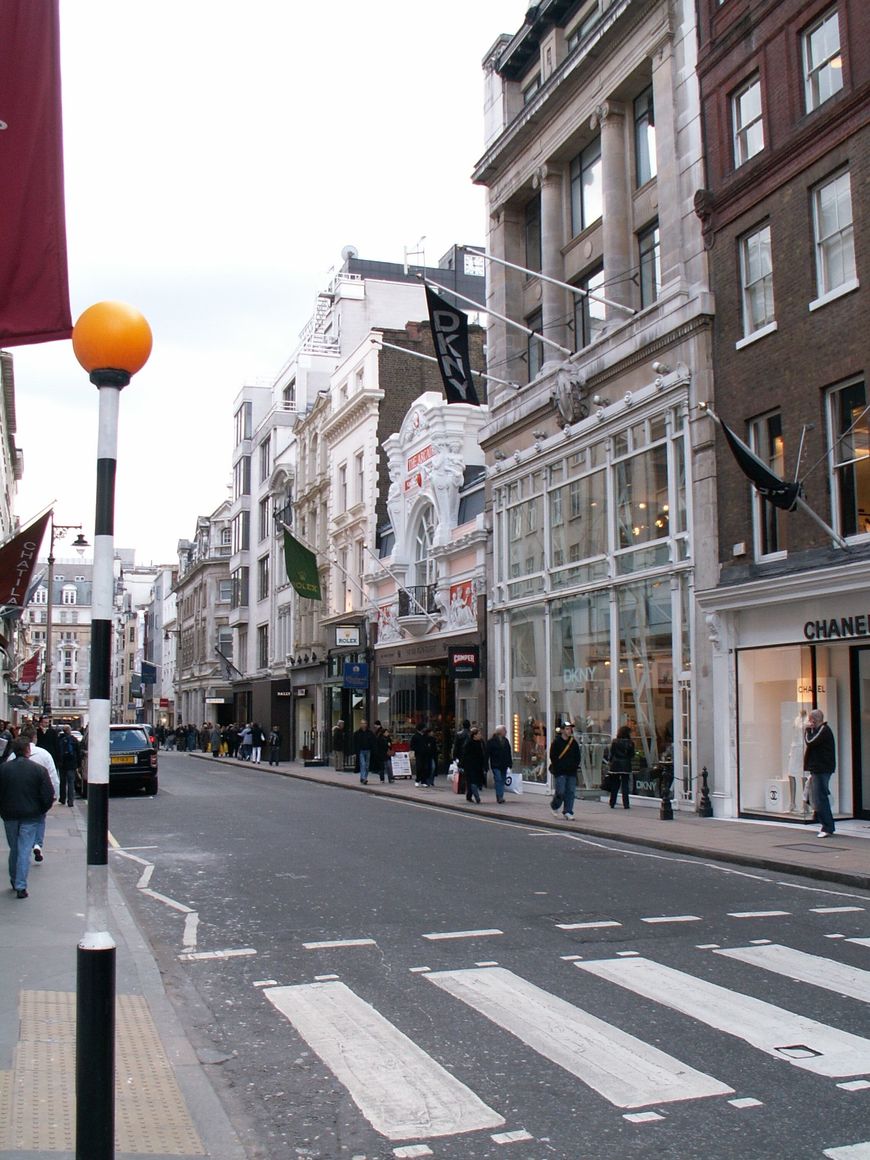 Lugar New Bond Street