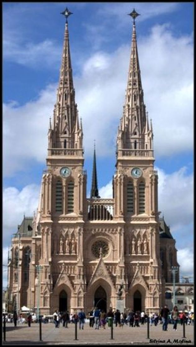 Lugar Basilica De Lujan