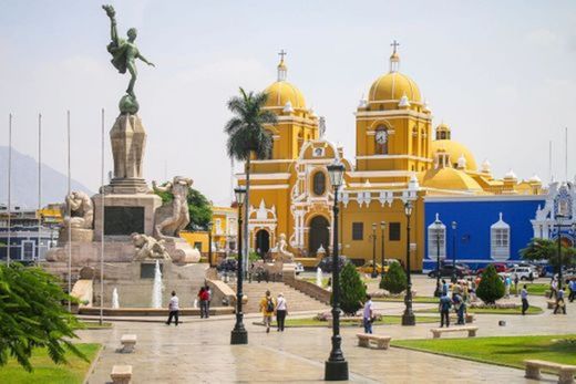 Plaza de Armas de Trujillo