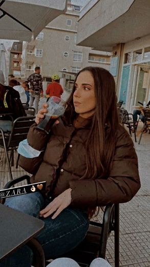 Cazadora Acolchada Ajustadita🤎 En Marrón&Negro || Zara