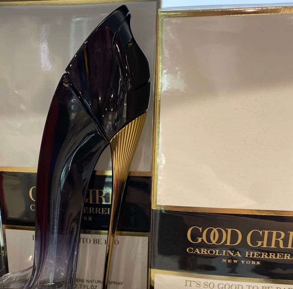 Social Carolina Herrera• Legère👠Perfume