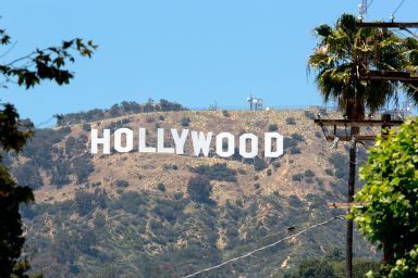 Place Hollywood Sign