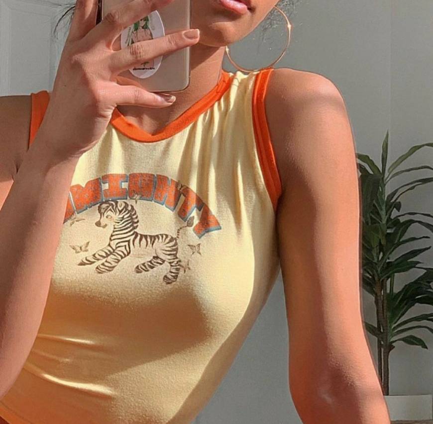 Fashion tank top omighty💛