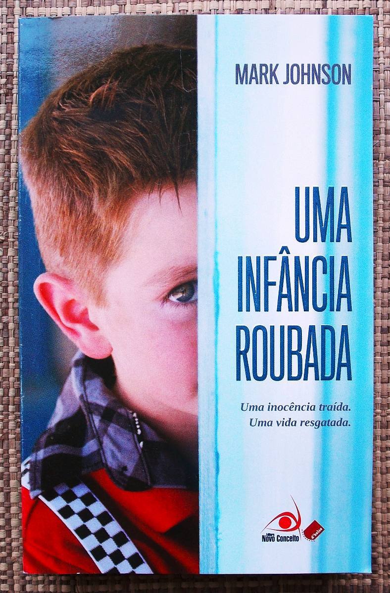 Book Uma infância roubada