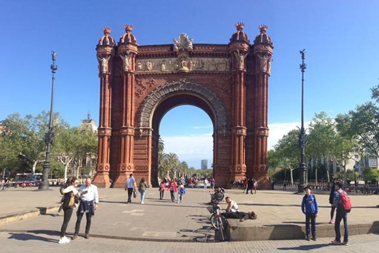 Place Arc de Triomf