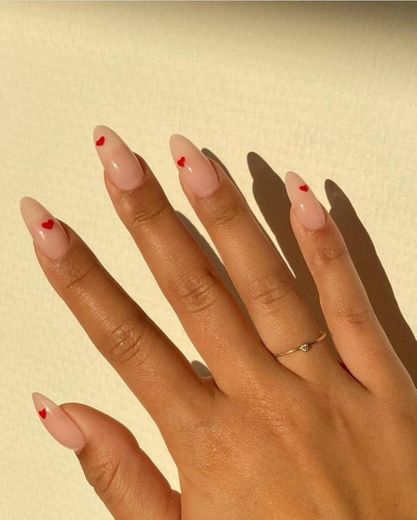 Unhas delicadas 