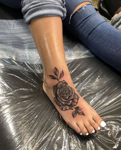 Rose tattoo