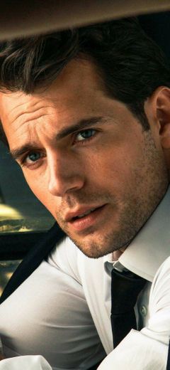 Henry Cavill 