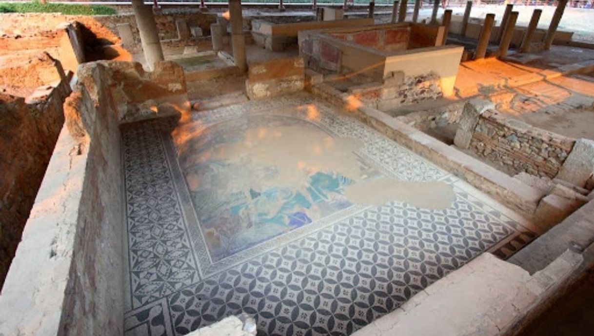 Lugar Casa del Mitreo