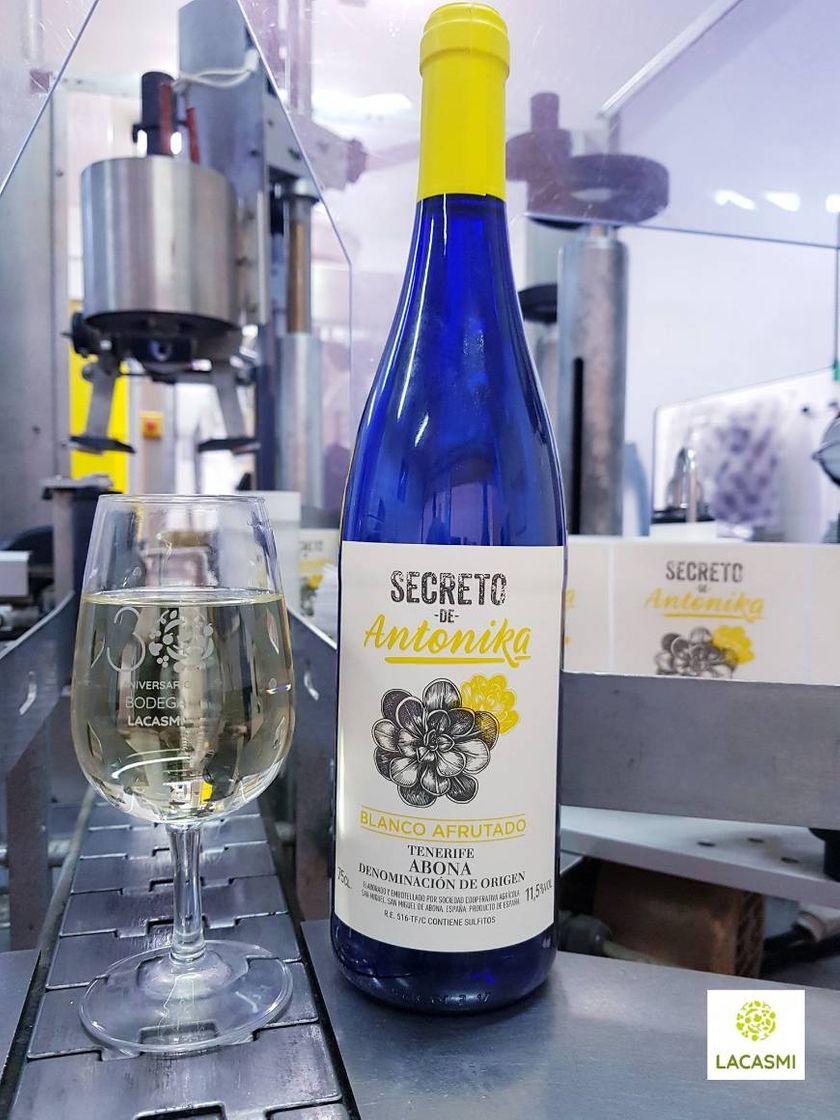 Producto Secreto de Antonika vino blanco afrutado