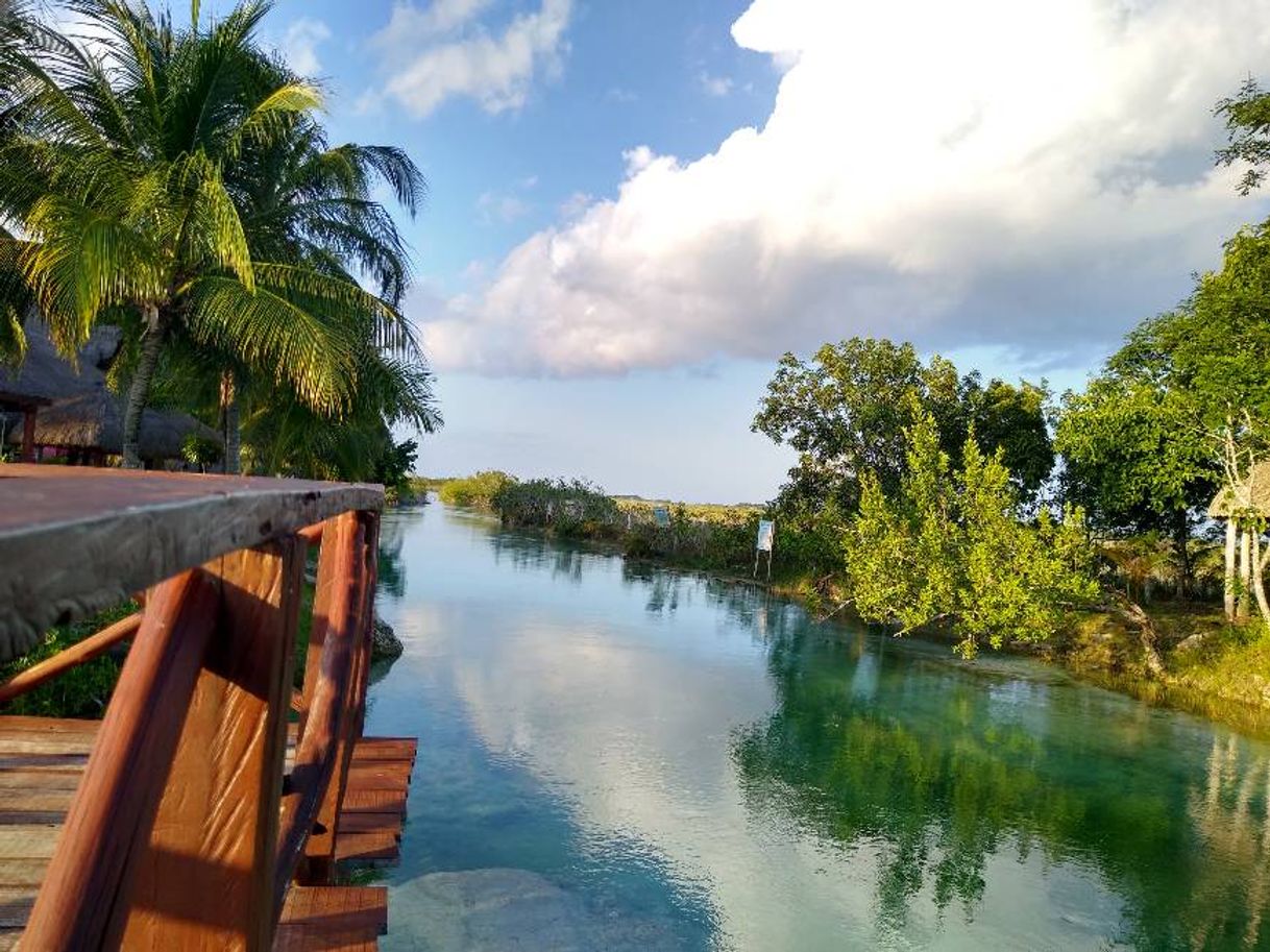 Lugares Los Rapidos laguna de Bacalar