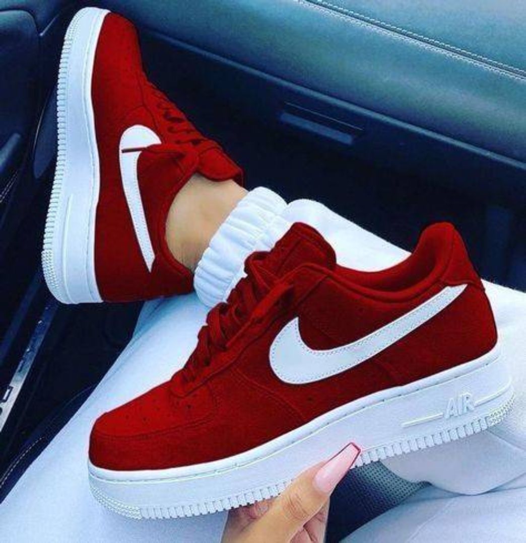 Moda red sneakers