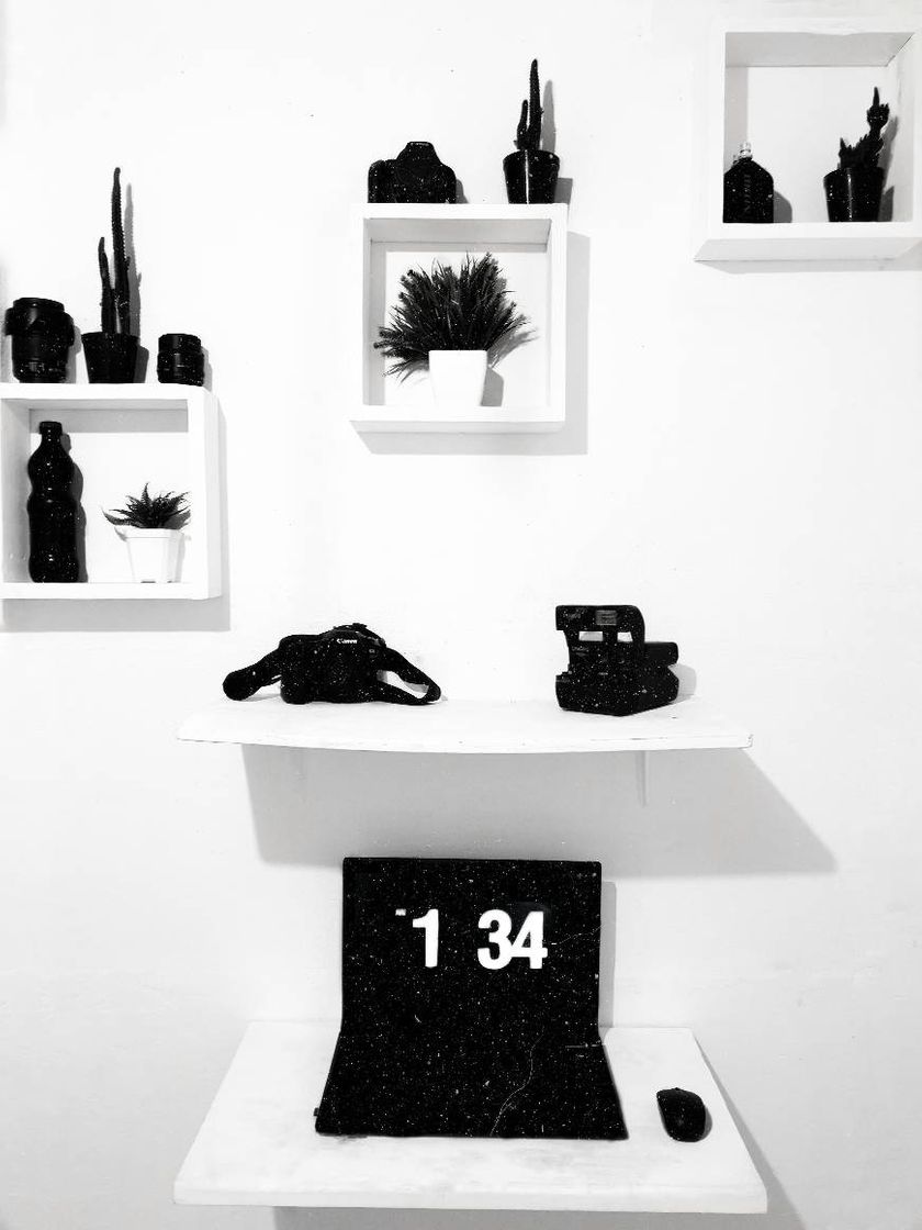 Moda Minimalist room