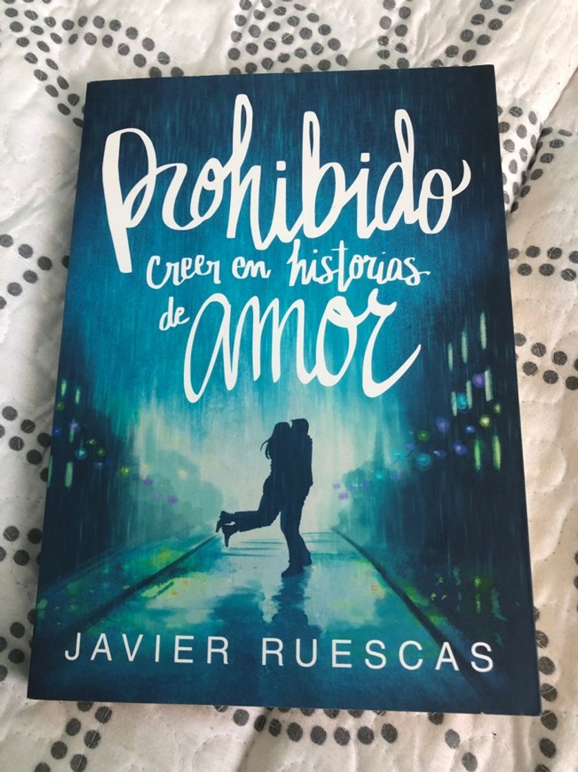 Books Prohibido creer en historias de amor